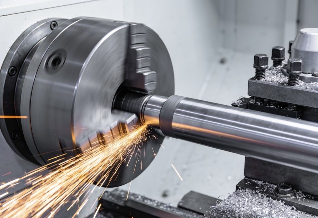 CNC grinding machine used for precision shaft production in Vietnam manufacturing industries